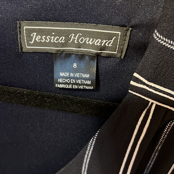 Black & white striped jumpsuit with belt size 8 - Picture 9 of 12